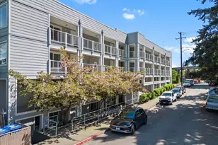 3318 30th Ave SW, Seattle, WA 98126 - Photo 2
