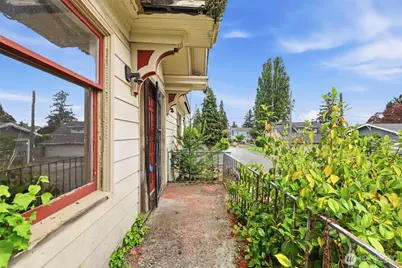 3704 N Tyler Street, Tacoma, WA 98407 - Photo 10