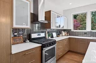 6320 36th Ave SW, Seattle, WA 98126 - Photo 6