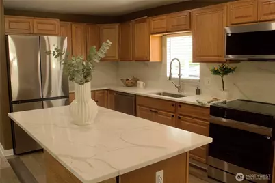 19522 5th Street Ct E #9, Bonney Lake, WA 98391 - Photo 4