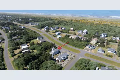 604 Ocean Shores Boulevard SW, Ocean Shores, WA 98569 - Photo 2