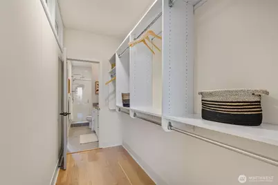 908 N 46th Street #F, Seattle, WA 98103 - Photo 14