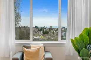 908 N 46th St, Seattle, WA 98103 - Photo 2