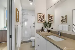 908 N 46th St, Seattle, WA 98103 - Photo 16