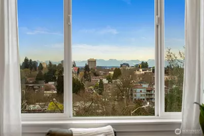 908 N 46th Street #F, Seattle, WA 98103 - Photo 10