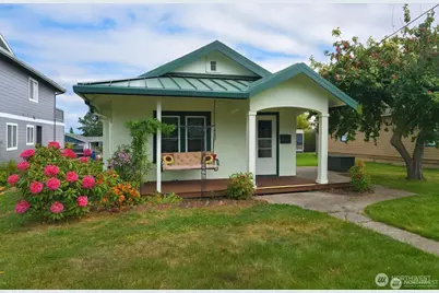 2023 K Avenue, Anacortes, WA 98221 - Photo 1