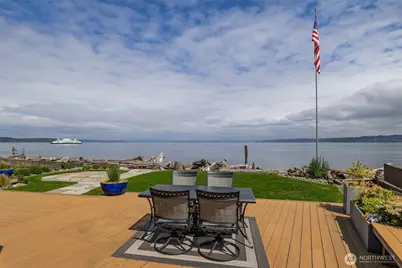 6779 Columbia Beach Drive, Clinton, WA 98236 - Photo 4