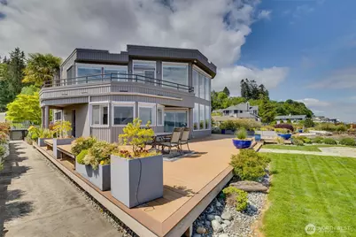 6779 Columbia Beach Drive, Clinton, WA 98236 - Photo 2