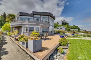 6779 Columbia Beach Dr, Clinton, WA 98236 - Photo 2