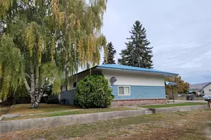 615 5th St, Oroville, WA 98844 - Photo 1