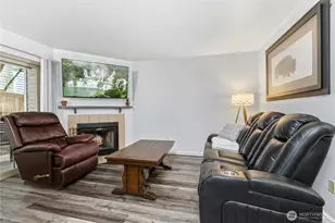 18200 73rd Ave NE, Kenmore, WA 98028 - Photo 12