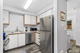 18200 73rd Ave NE, Kenmore, WA 98028 - Photo 10