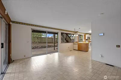 6323 89th Avenue W, University Place, WA 98467 - Photo 16
