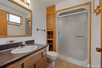 6323 89th Avenue W, University Place, WA 98467 - Photo 22
