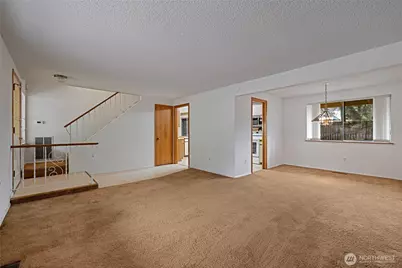 6323 89th Avenue W, University Place, WA 98467 - Photo 8