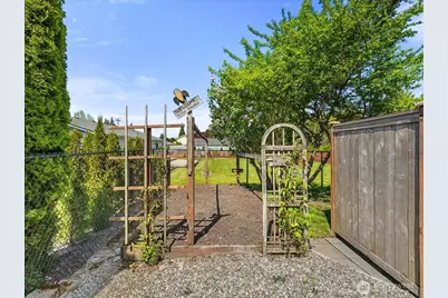 1301 Park Avenue, Puyallup, WA 98372 - Photo 36