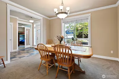 18323 121st Street E, Bonney Lake, WA 98391 - Photo 6
