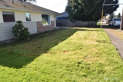 614 S Pine Street, Burlington, WA 98233 - Photo 24