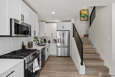 1118 16th Avenue #A, Seattle, WA 98122 - Photo 10