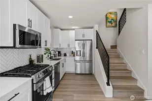1118 16th Ave, Seattle, WA 98122 - Photo 10