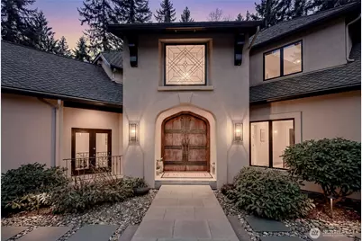 13023 167th Avenue NE, Redmond, WA 98052 - Photo 2