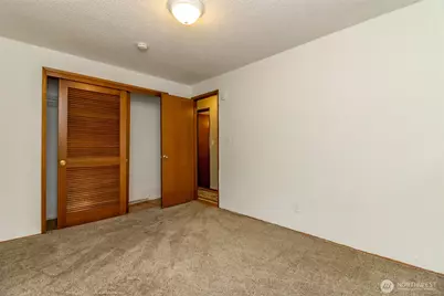 9406 Tacoma Avenue S, Tacoma, WA 98444 - Photo 24