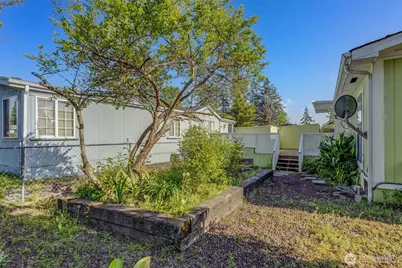 803 E 82nd Street Ct #14, Tacoma, WA 98404 - Photo 16