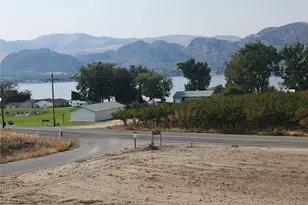 136 Eastlake Rd, Oroville, WA 98844 - Photo 2