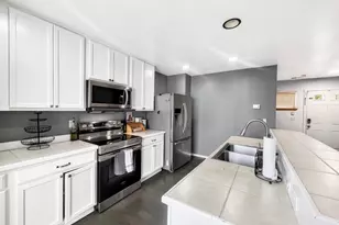 3813 E Q St, Tacoma, WA 98404 - Photo 4