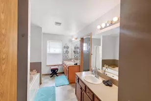 3813 E Q St, Tacoma, WA 98404 - Photo 12