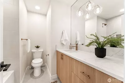 3449 California Avenue SW #B, Seattle, WA 98116 - Photo 18