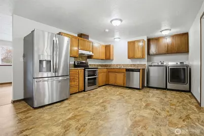 122 Raintree Loop SE, Rainier, WA 98576 - Photo 6