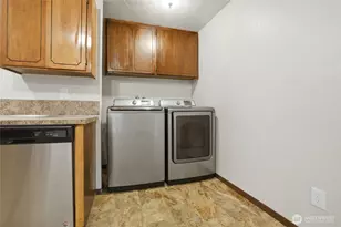 122 Raintree Loop SE, Rainier, WA 98576 - Photo 8