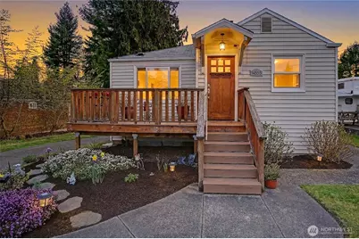 14555 8th Avenue NE, Shoreline, WA 98155 - Photo 2
