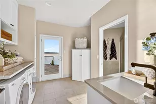 2007 E Lake Sammamish Pkwy NE, Sammamish, WA 98074 - Photo 6