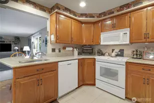 30925 22nd Ave SW, Federal Way, WA 98023 - Photo 14