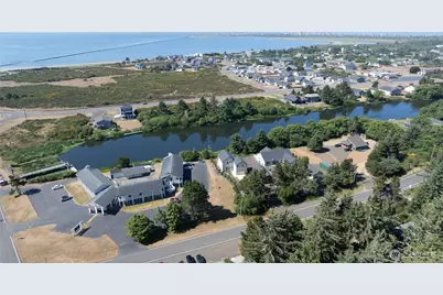 1042 Point Brown Avenue SE #A & B, Ocean Shores, WA 98569 - Photo 4