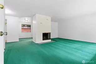 1013 NE 126th St, Seattle, WA 98125 - Photo 6