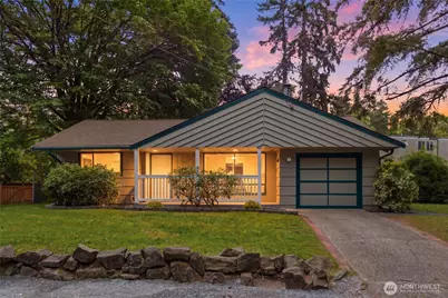 1013 NE 126th Street, Seattle, WA 98125 - Photo 1