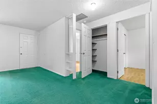 1013 NE 126th St, Seattle, WA 98125 - Photo 20