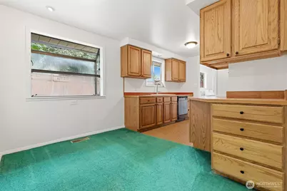 1013 NE 126th Street, Seattle, WA 98125 - Photo 18
