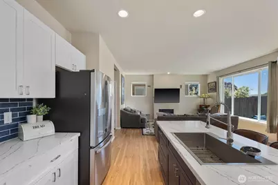 553 NE Nantucket Street, Bremerton, WA 98310 - Photo 14