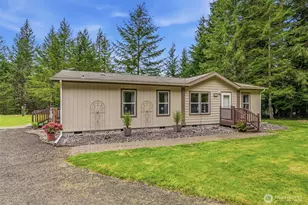 1047 Beaver Creek Rd, Cathlamet, WA 98612 - Photo 2