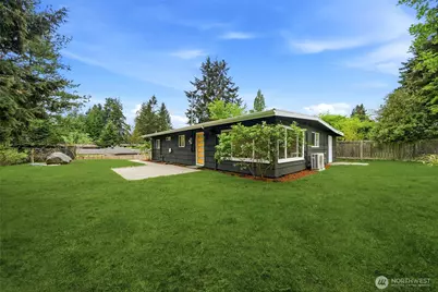 22428 91st Ave W, Edmonds, WA 98026 - Photo 18