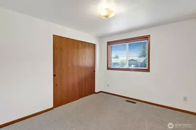 811 Vine Cir, Lynden, WA 98264 - Photo 20