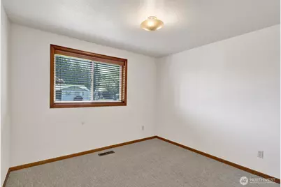 811 Vine Cir, Lynden, WA 98264 - Photo 22