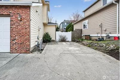 2301 23rd Street, Anacortes, WA 98221 - Photo 32