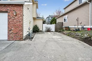 2301 23rd St, Anacortes, WA 98221 - Photo 32
