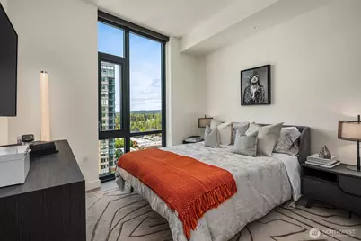 889 Avenue Square NE #704, Bellevue, WA 98004 - Photo 8