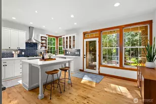 10173 NE Garibaldi Loop, Bainbridge Island, WA 98110 - Photo 18